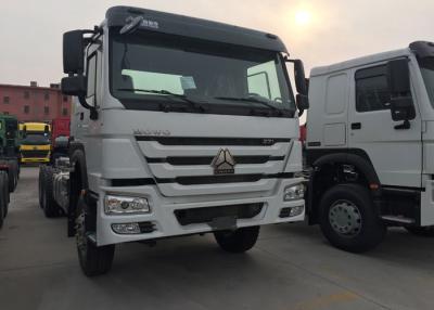 China Fracht-Nutzfahrzeuge SINOTRUK HOWO Dropside tauschen Fahrgestelle LHD 6X4 371HP zu verkaufen