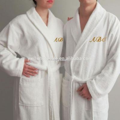 China Breathable Bathrobe , Bathrobe OEM Embroidery Bathrobe Customized Wholesalers for sale