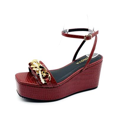 China Wholesale Ladies Casual Platform Wedge Heel Sandals Fashion Trend Chain PU Lightweight Women's Shoes Luxury for sale