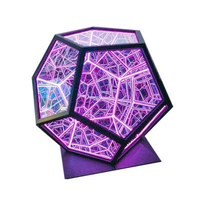 China Modern Dodecahedron Color Art Lights USB LED Night Light Holiday Unlimited Illumination Halloween Decorate Sculpture Table Decoration 2 for sale