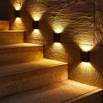 China Tempered Glass Solar Powered Outdoor Garden Lights Aisle Corridor at Night Illumination IP65 Waterproof Energy Saving LED Wall Light for sale