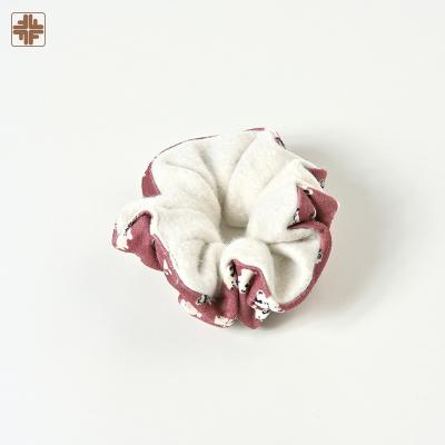 China 2022 High Quality Wholesale Custom Hair Band Scrunchies Soft Custom Hair Scrunchies Printing Hair Scrunchies for sale