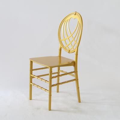 China Traditional Outdoor Wedding Event Ceremony Gold Party Chairs With Heart Back for sale