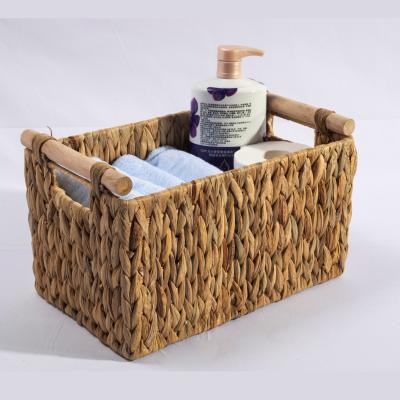 China HBK Sustainable Wooden Handle Magazine Log Water Hyacinth Rattan Storage Basket for Kitchen and Classroom en venta