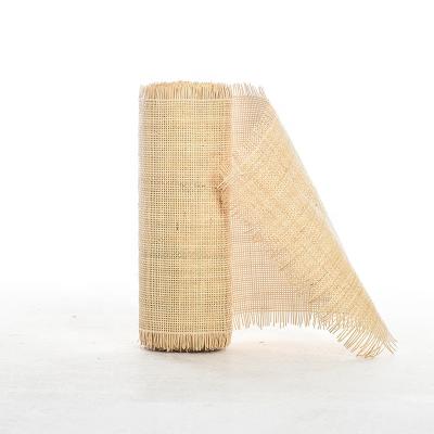 中国 Contemporary PE Mesh Rattan Cane Webbing Synthetic Rattan Cane Webbing For Making Rattan Chair 販売のため