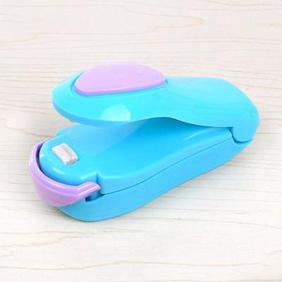 China Minimalist Mini Portable Food Clip Heat Sealing Machine Home Snack Bag Sealer Kitchen Utensils Instrument Item Kitchen Accessories Tools for sale