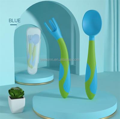 China BPA Free Silicone Soft Spoon With Suction Cup Baby Learning To Eat Twisting Fork S Spoon Elbow Tableware Baby Training Spoon Kids for sale