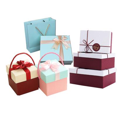 China Recyclable Beauty Skincare Cosmetic Gift Packaging Boxes Packaging Shipping Paper Box for sale