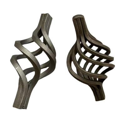 China Easily Assembled Ornamental Fence Parts Wrought Iron Baskets, Decorative Stair Baskets, Stair Railing Twist Baskets for sale