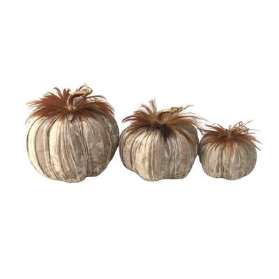 China Indoor Natural Handmade Pumpkin Autumn Christmas Stage Decoration Fabric Set / 3 HSX1819710-1 711-1 712-1 for sale