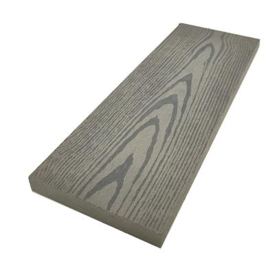 China Moderno em relevo WPC Decking Grey Interlocking Decking Boards Woodgrain à venda