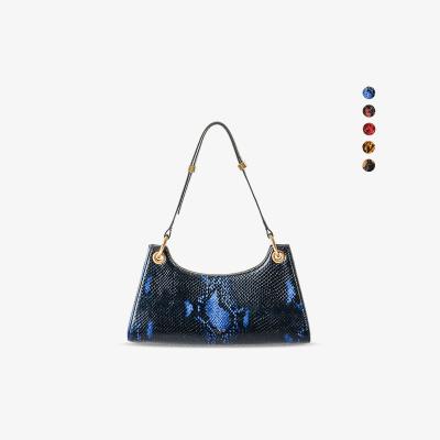 China Custom PU Leather Handbags PU Snake Shoulder Sling Bag Women's Simple Handbag Ladies Purses and Purses for sale