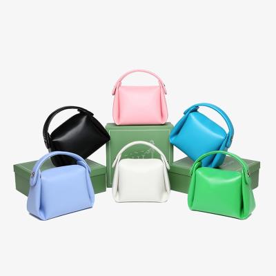 China 2022 Summer Handbags Fashion PU Leather Shoulder Ladies Waterproof Small Bags Women Handbags With Custom Logo for sale