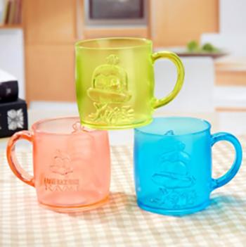 China Sustainable Cartoon Water Cup With Handle 350ml Novelty Kids Cup Colorful Cartoon Mug for sale