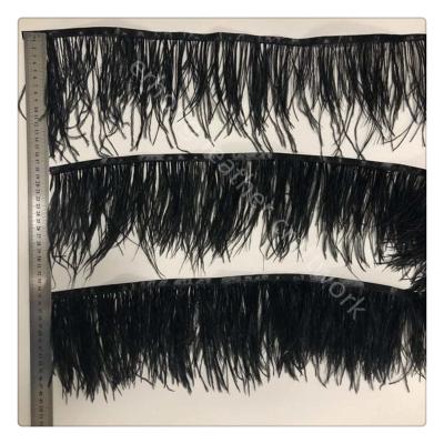 China Clothing Accessories Factory Price A Grade Feather Made 13-15cm Long Lace Ostrich Feather Trims Trimmings Fringes for sale