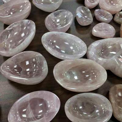 China China natural healing crystal handcarving heart rose quartz crystal bowls for wedding keepsake guests for sale