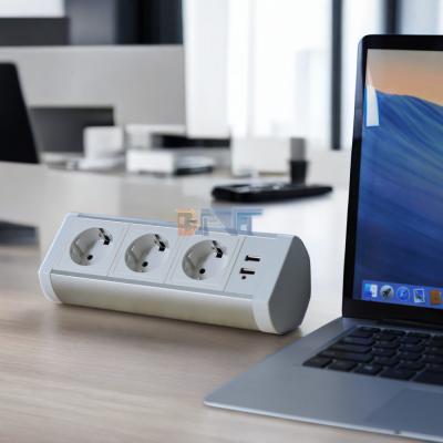 China Clampada Boente en el escritorio montaje de escritorio extraíble enchufe de corriente con usb / montaje de la pinza de la mesa enchufe de corriente en venta