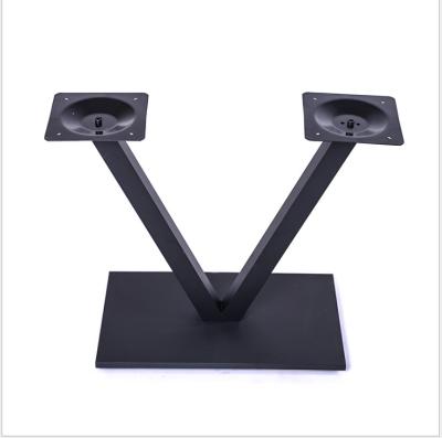 China Hot Selling Easy Installation Scratch Resistant Black Metal Cast Iron Table Base for sale