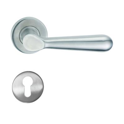 China Modern Chinese Manufacturer Stainless Steel Interior Lever Type Handle Round Bar Door Handle Door Solid Hardware for sale