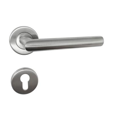 China China Manufacturer High Quality Square Chrome Modern Main Entry Interior Luxury Glass Door Pull Handles for sale