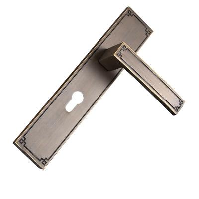 China Long-Lasting Hardware Brass door lock, household solid wood door handle, bedroom hardware, Chinese style for sale