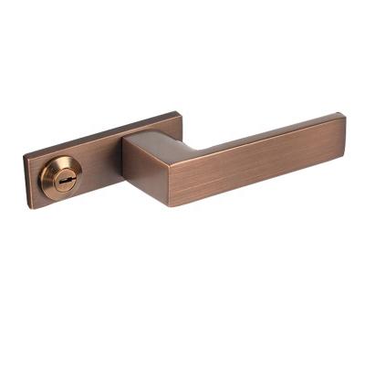 China Long-Lasting Hardware Brass indoor door lock Household silent bedroom golden door handle American split hardware lock cylinder for sale