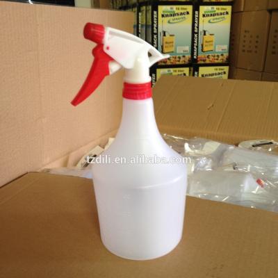 China Garden 0.5L White and Red Colors Hand-holding Plastic Bottle Air Pressure Hand Sprayer for sale