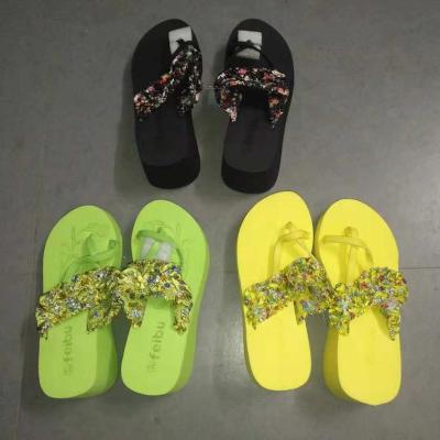 China Running Flip Flops Lot Shoes Flip Flops Slippers Women Cheap Wholesale Flip Flops Slippers for sale