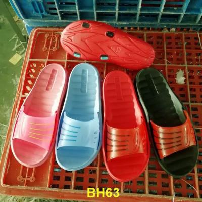 China Anti-odor Women Running Lot For Sale Lady Bathroom Eva Slippers for sale