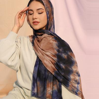 China 2022 Fashion Malaysia Women Printed Tie Dye Chiffon Hijab Scarf Fashion Printed Chiffon Shawls Hijab for sale