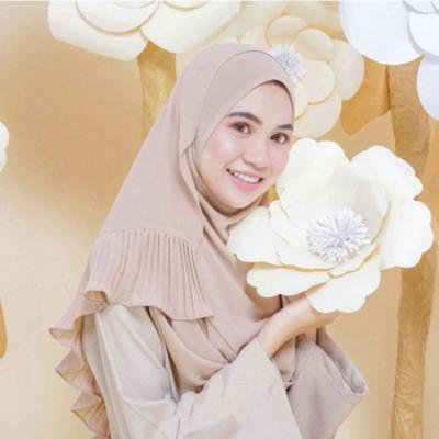 China Malaysia Bubble Chiffon Hijab Pleated Shawl Hijab Cotton Women Long Muslim Chiffon Hijab Fold By Scarf High Quality for sale