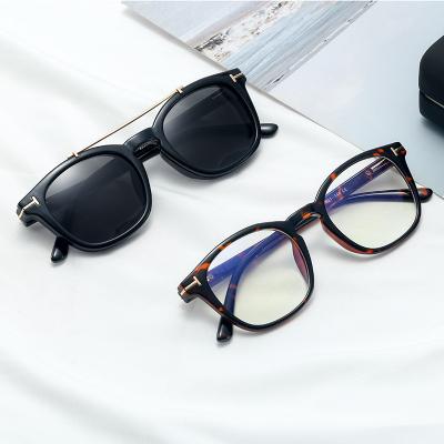 China Bingkai Kacamata Rivet Glass Double Bar TR90 Magnetic Polarized Round Glasses Bluelight Driving Glasses With Clip On Sunglasses for sale