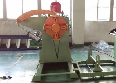 China CER hydraulische Expansion automatische Decoilings-Maschine mit Pneumaitc, das Arm drückt zu verkaufen