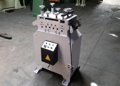 China CE Automatic Sheet Metal Straightener With 7 Pcs Straightening Roller Motor Drive for sale