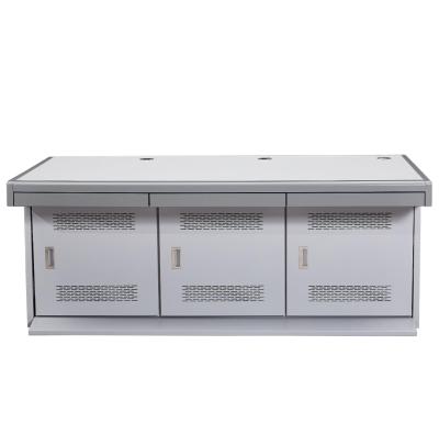 China 1800 Breedte Veiligheidscontrolekamer Drie-station console voor moderne kantoorcomputertafel Te koop