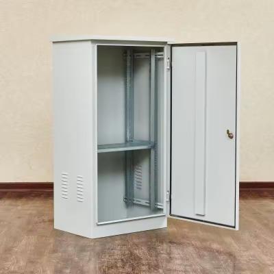 Cina Gabinetto Telecom 27U Gabinetto impermeabile esterno con colore personalizzato e livello di protezione IP65 in vendita