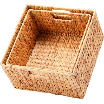 China Viable Woven Animal Hyacinth Bin Cheap Straw Rattan Basket Samall Baskets Dried Water Boxes Hanging Natural Hyacith Desktop Medium for sale