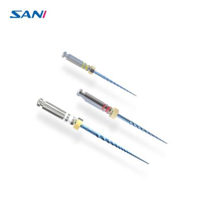 中国 Niti 2.5N/CMのEndodontic回転式ファイル システムの青いナノのコーティング 販売のため