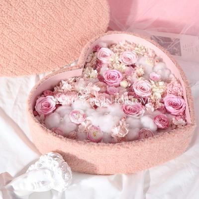 China Beautiful Colorful High End Luxury Wedding Gift Decor Love Preserved Flower Rose In Heart Shape Box Eternal for sale