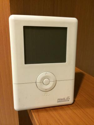 China 433MHz Wireless Programmable Room Thermostat with backlit display for sale