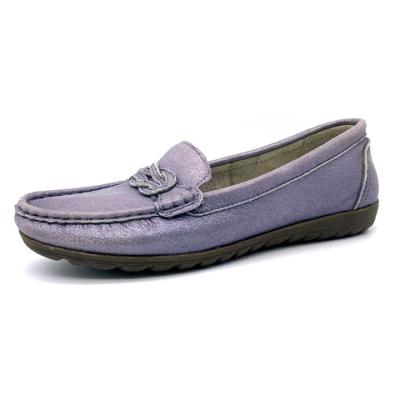 China Cheap European Fashionable Women Flat Shiny Leather Moccasin Shoes for sale