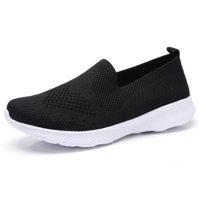 China 2020 Anti-slippery Sports Casual Wholesale Running Mesh Breathable Slip On Loafers Women Sneakers Walking Shoes for sale