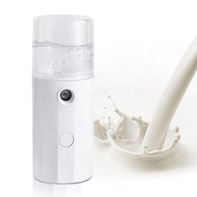 China USB Rechargeable Face Steamer 40ML Mini Water Nano Mist Moisturizing Cream Spray for sale