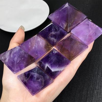 China China Wholesale Natural Crystal Therapy Stone Singing Pyramid Amethyst Pyramids for sale