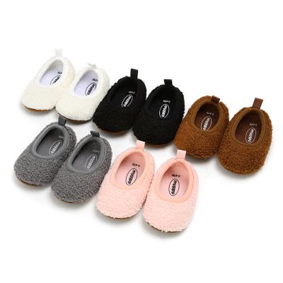 China 0-1 Years Old Autumn Winter Cotton Shoes Breathable Newborn Toddler Warm Shoes Soft Sole for sale