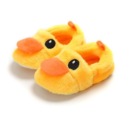 China Autumn and winter duck plush cartoon breathable baby shoes soft soled walking shoes cotton soft soled shoes for 0-1 years for sale