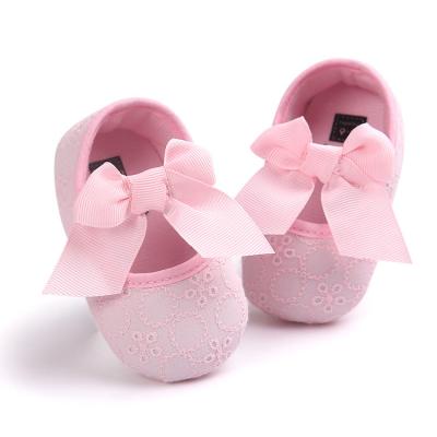 China Cute Baby Infant Round Princess Baby Shoes Anti-slip Breathable Prewalker for sale