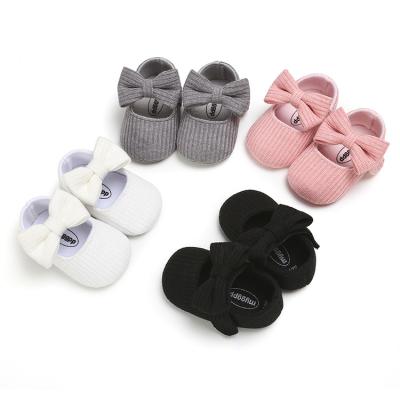 China Bow Girl Princess Wool Baby Shoes Breathable Soft Soled Shoes 0-1 Years Old Baby Crib Shoes for sale