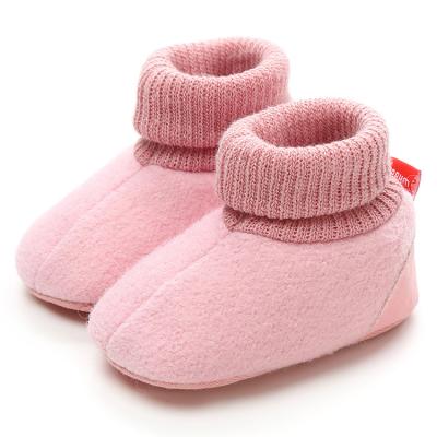 China Fashion Trend Winter Soft Unique Warm First Steps Floor Pre Walker Baby Cartoon Shoes Little Girls Shoes for sale