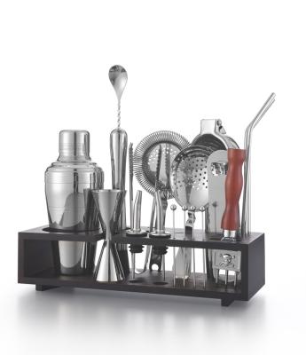 China Metal Cocktail Shaker Bar Tool Kit Shaker Set Stainless Steel Cocktail Fruit Mixer for sale